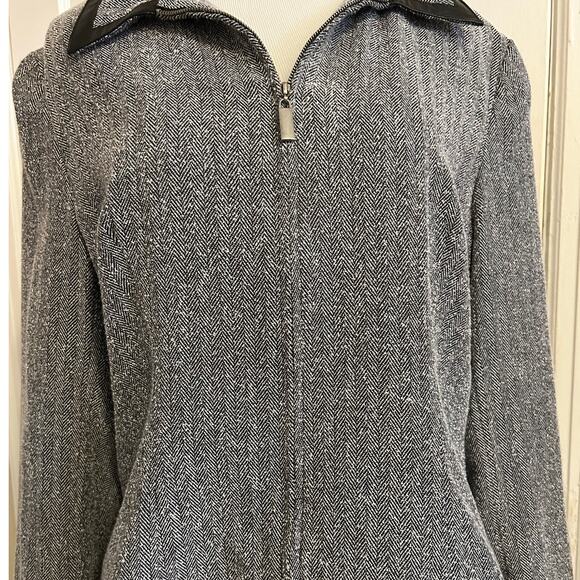 Sag Harbor Women’s Gray Zip-Up Jacket with Faux Leather Trim - Picture 7 of 14
